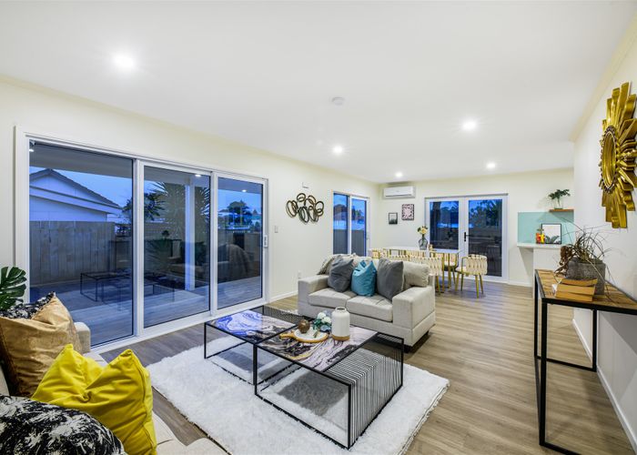  at 3/42 Pomaria Road, Henderson, Auckland