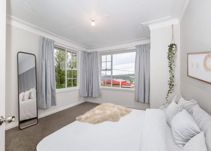  at 9 Agnes Street, Kenmure, Dunedin