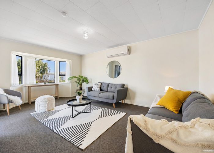  at 83 Burundi Avenue, Clendon Park, Auckland