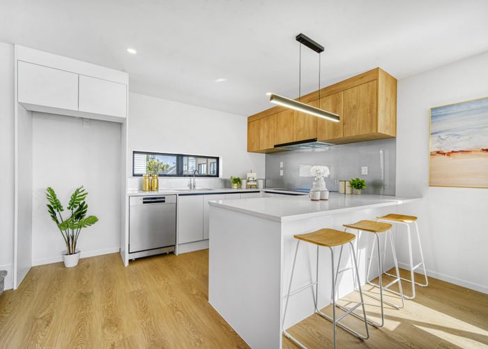  at 38 Kervil Avenue, Te Atatu Peninsula, Waitakere City, Auckland