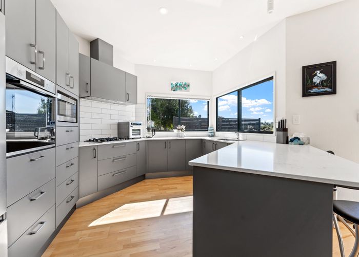  at 35 Blue Heron Rise, Stanmore Bay, Rodney, Auckland