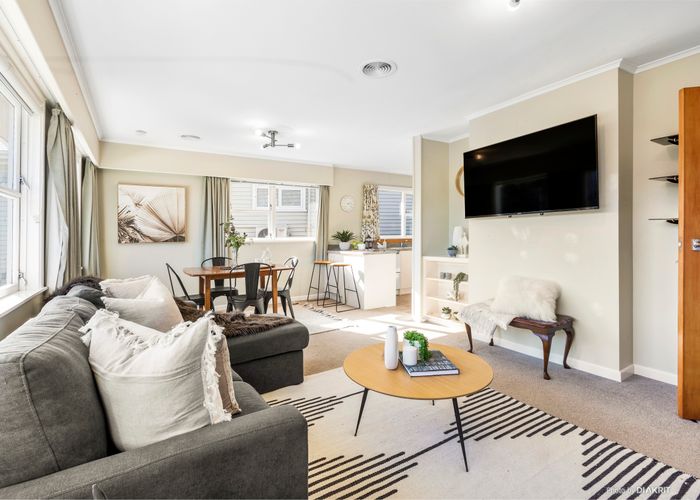  at 34 Norwich Street, Wadestown, Wellington