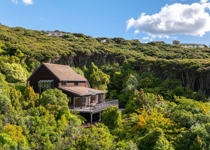  at 9 Furneaux Grove, Whitby, Porirua
