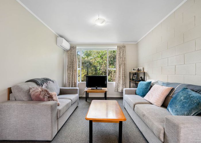  at 3/28 Saxon Street, Waterview, Auckland