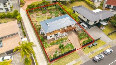  at 115 Stapleford Crescent, Browns Bay, Auckland