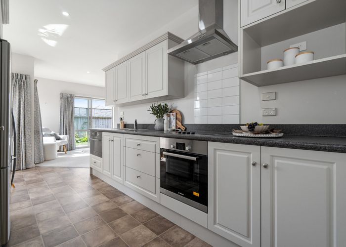  at 6 Streamside Court, Woolston, Christchurch City, Canterbury