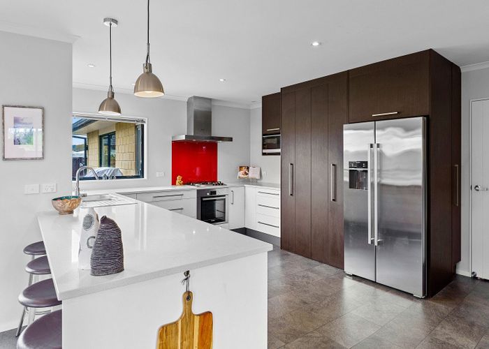  at 8 Moy Place, Otaki