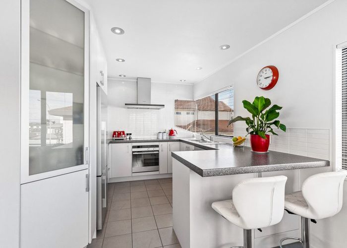  at 1B Bluefin Way, West Harbour, Waitakere City, Auckland