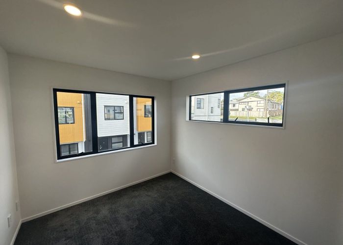  at #12/28 Lavelle Road, Henderson, Waitakere City, Auckland