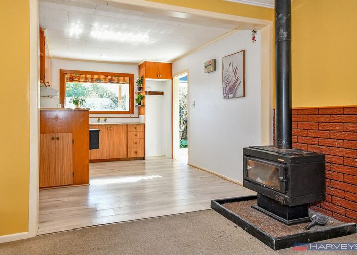  at 76 Bays Road, Papakura