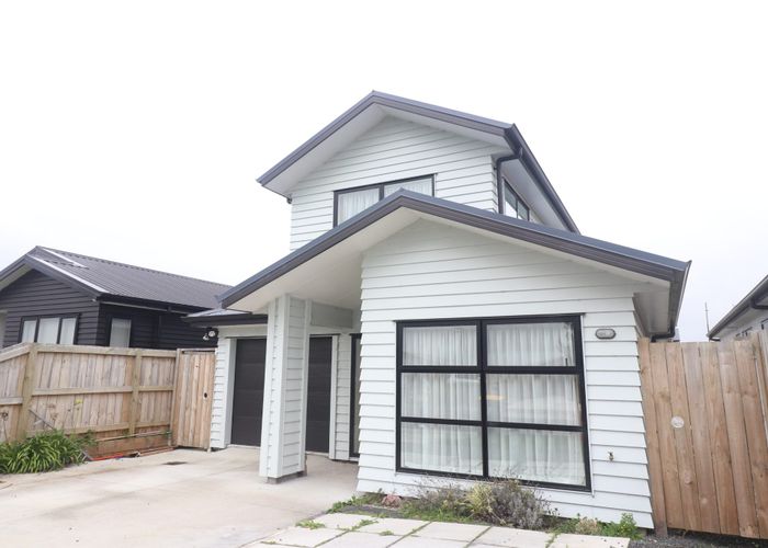  at 18 Castlepoint Avenue, Takanini, Papakura, Auckland