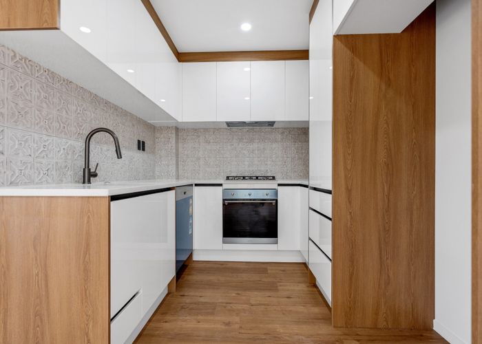  at 4/67 Huia Road, Papatoetoe, Auckland