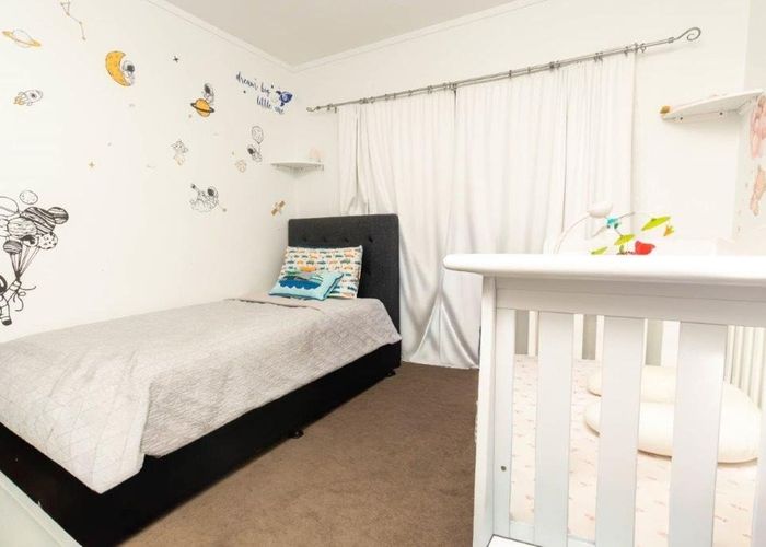  at 2/157 Spinella Drive, Bayview, North Shore City, Auckland