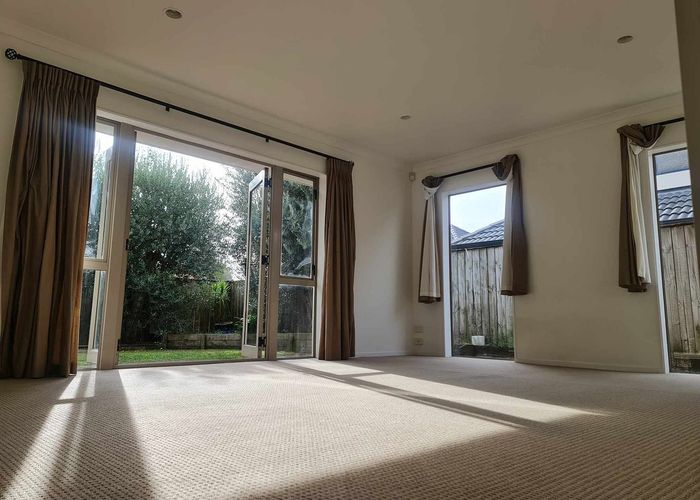  at 7 Lissleton Drive, East Tamaki, Manukau City, Auckland
