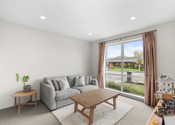  at 14 Graycliffe Street, Halswell, Christchurch City, Canterbury