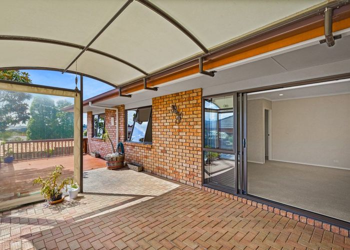  at 36 Rush Creek Drive, Westgate, Auckland