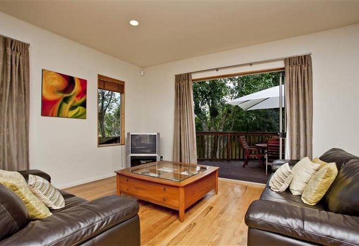  at 190B East Coast Road, Castor Bay, North Shore City, Auckland