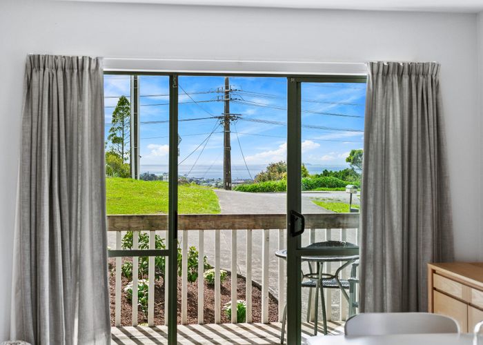  at 1032A East Coast Road, Torbay, North Shore City, Auckland