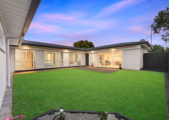  at 6 Lakeside Drive, Pahurehure, Papakura, Auckland