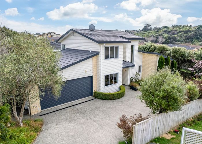  at 31 Te Puia Drive, Aotea, Porirua