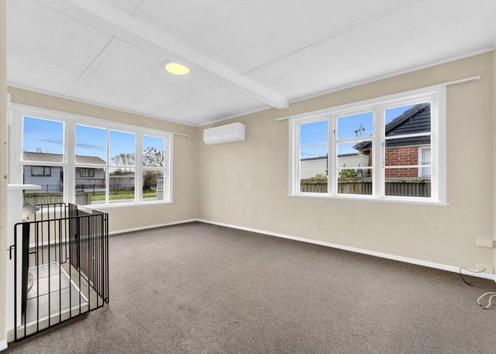  at 34 Dunarnan Street, Avonside, Christchurch City, Canterbury