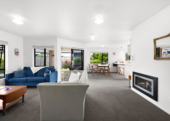  at 14 Rogers Place, Fairview Downs, Hamilton, Waikato