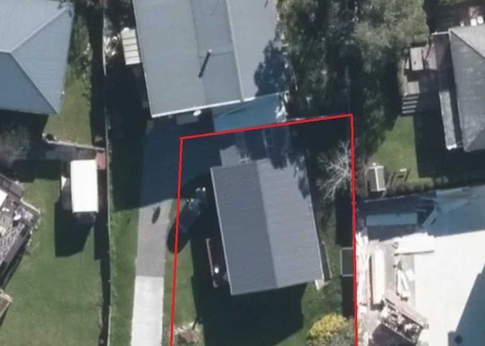  at 1/3 Flaxdale Street, Birkdale, North Shore City, Auckland