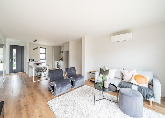  at 4/11 Lees grove, Wainuiomata, Lower Hutt, Wellington