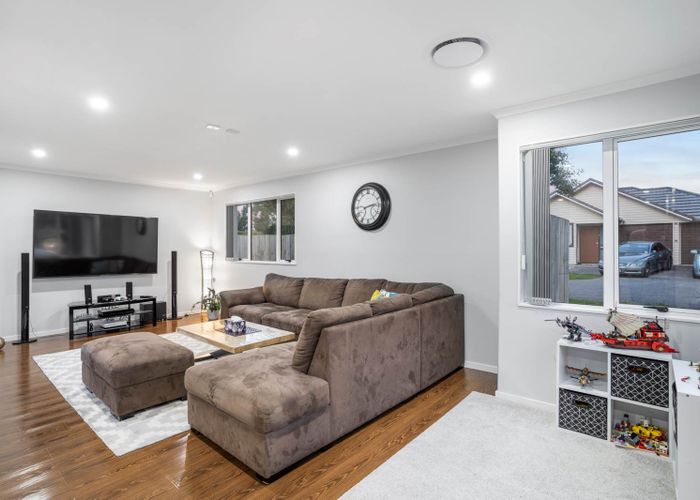  at 37 Tarapiroe Avenue, Takanini, Auckland