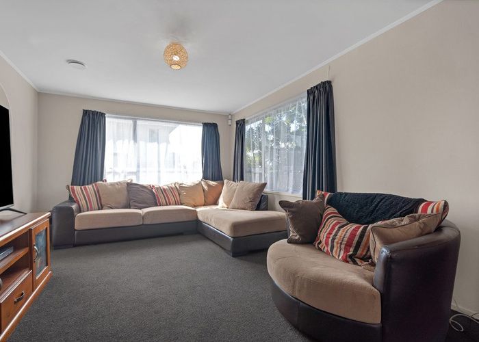  at 34 Hyperion Drive, Randwick Park, Auckland
