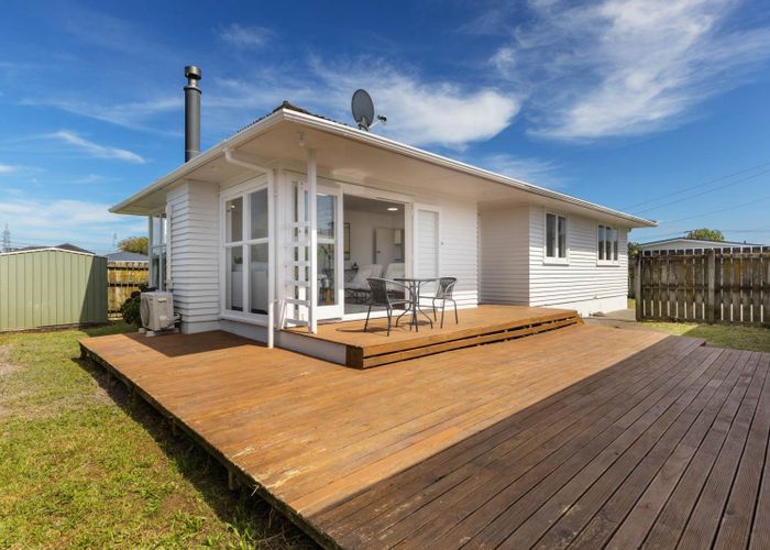  at 7 Chaucer Place, Blockhouse Bay, Auckland