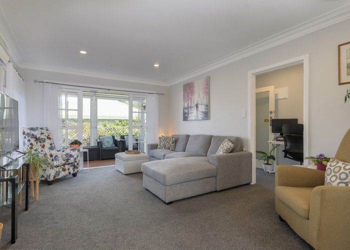  at 2 Simpson Road, Ranui, Auckland