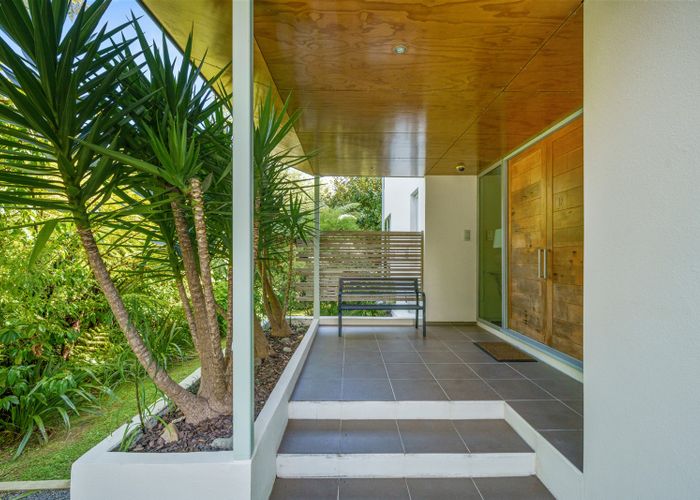  at 19 Dillon Street, Lowry Bay, Lower Hutt