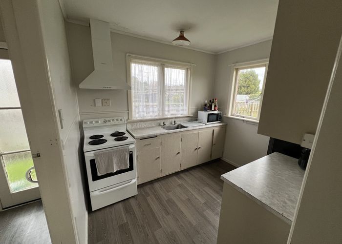  at 15A Leeds Street, Silverdale, Hamilton, Waikato