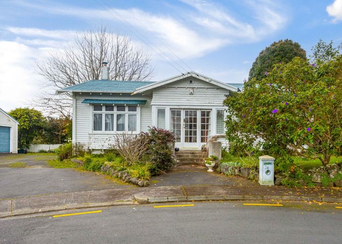  at 24 Kohia Terrace, Epsom, Auckland