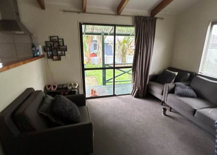  at 9B Princess Street, Takanini, Papakura, Auckland