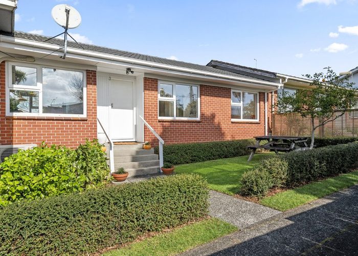  at 3/36 Parr Road South, Mount Albert, Auckland