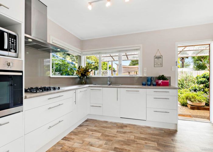  at 2/451 Great South Road, Opaheke, Papakura