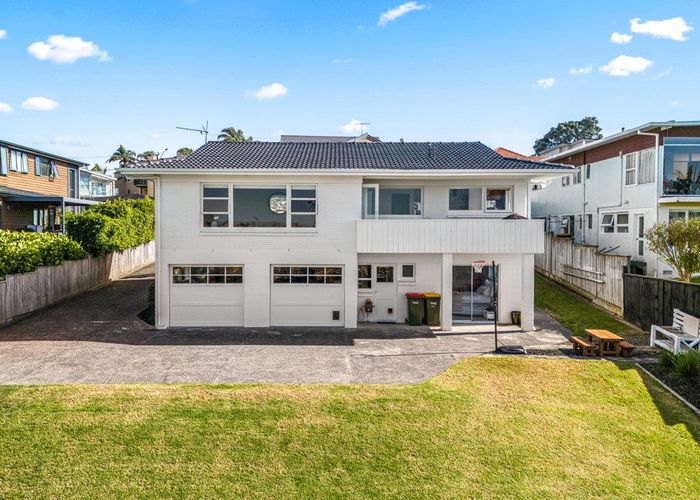  at 15A Seaview Road, Castor Bay, North Shore City, Auckland