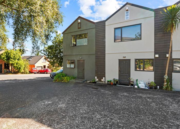  at 1/44 Fields Parade, Oteha, North Shore City, Auckland