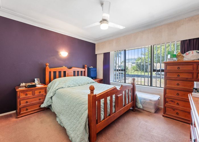  at 5 Richards Avenue, Papatoetoe, Auckland