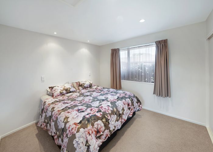  at 11 Clinton Lane, Woolston, Christchurch
