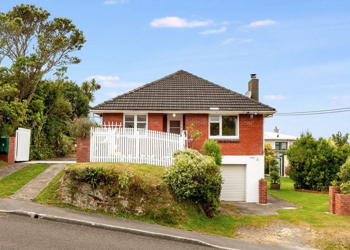  at 2 Ruskin Road, Newlands, Wellington, Wellington