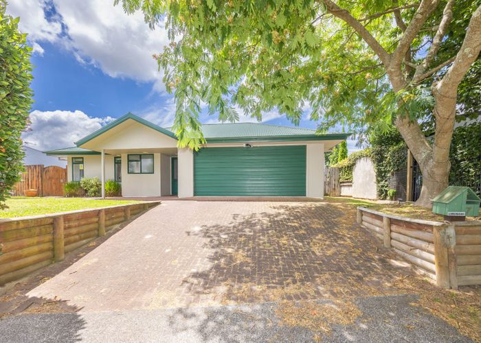  at 7 Grasmere Court, Huntington, Hamilton, Waikato