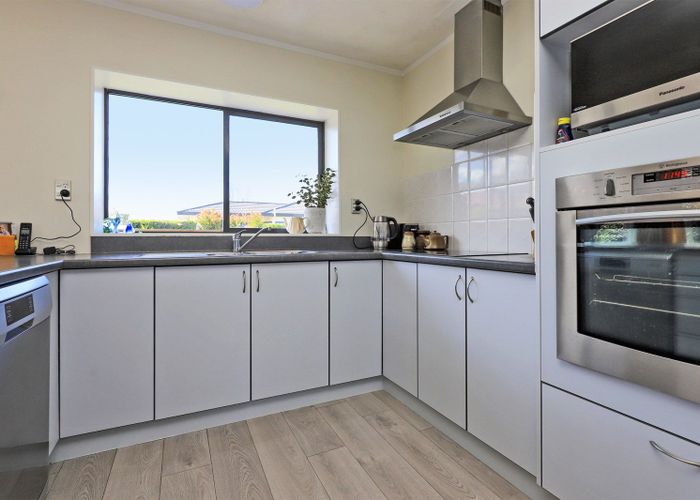  at 21 Hyatt Grove, Greenmeadows, Napier