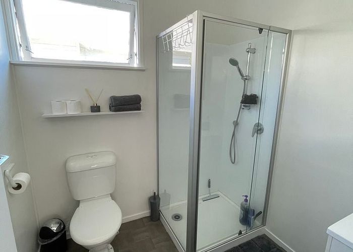  at 2/7 Aratonga Avenue, Greenlane, Auckland City, Auckland