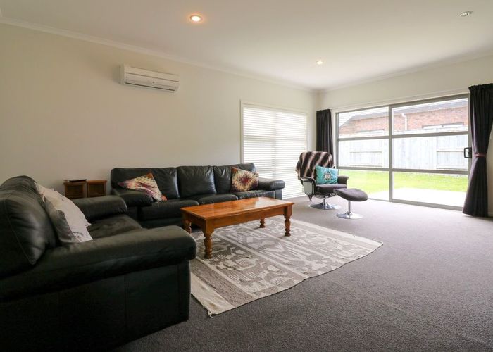  at 1 Medallion Court, Kelvin Grove, Palmerston North, Manawatu / Whanganui