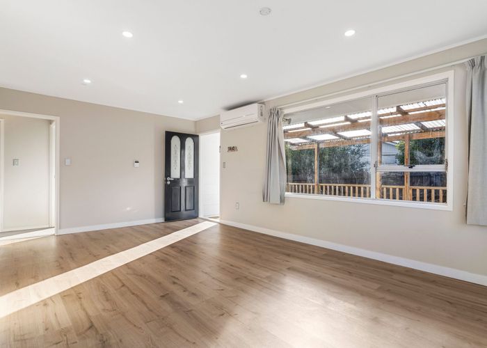  at 1/4 Clyma Place, Massey, Waitakere City, Auckland