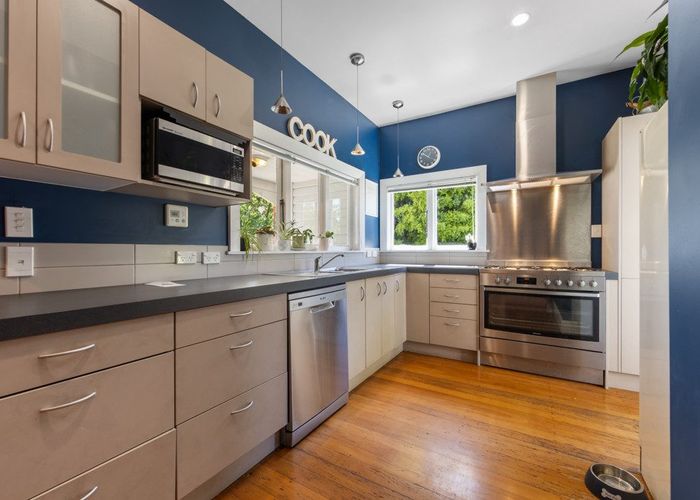  at 180 Matsons Avenue, Papanui, Christchurch City, Canterbury