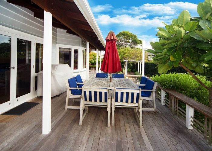  at 145 Queen Street, Northcote Point, North Shore City, Auckland